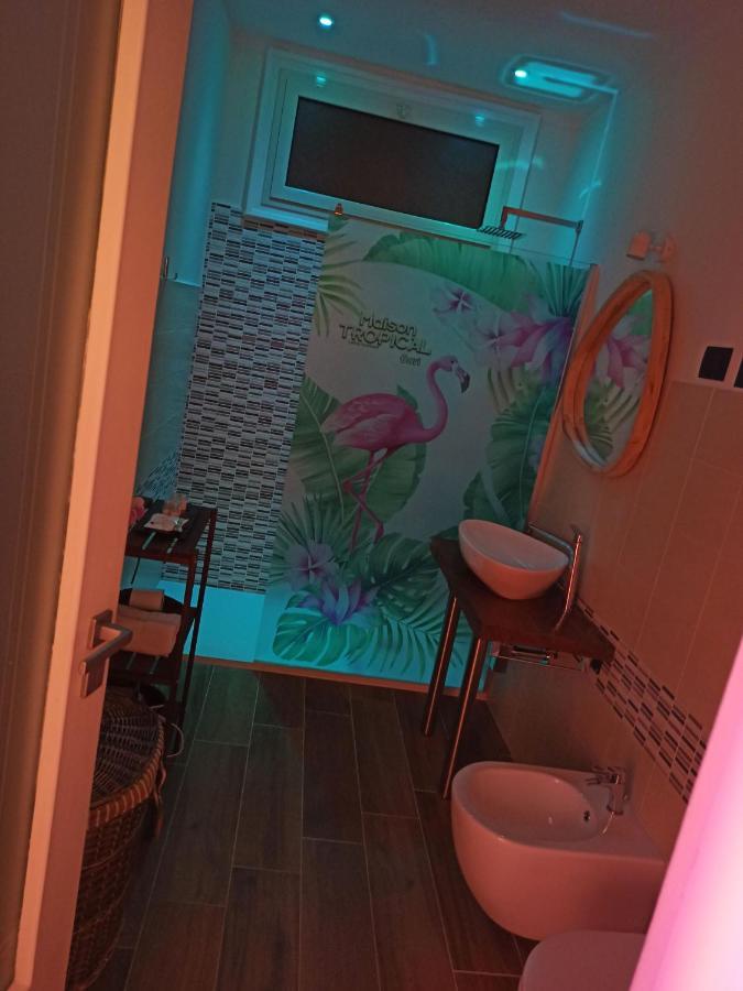 Suite Maison Tropical - Luxury Apartment In Барі Екстер'єр фото