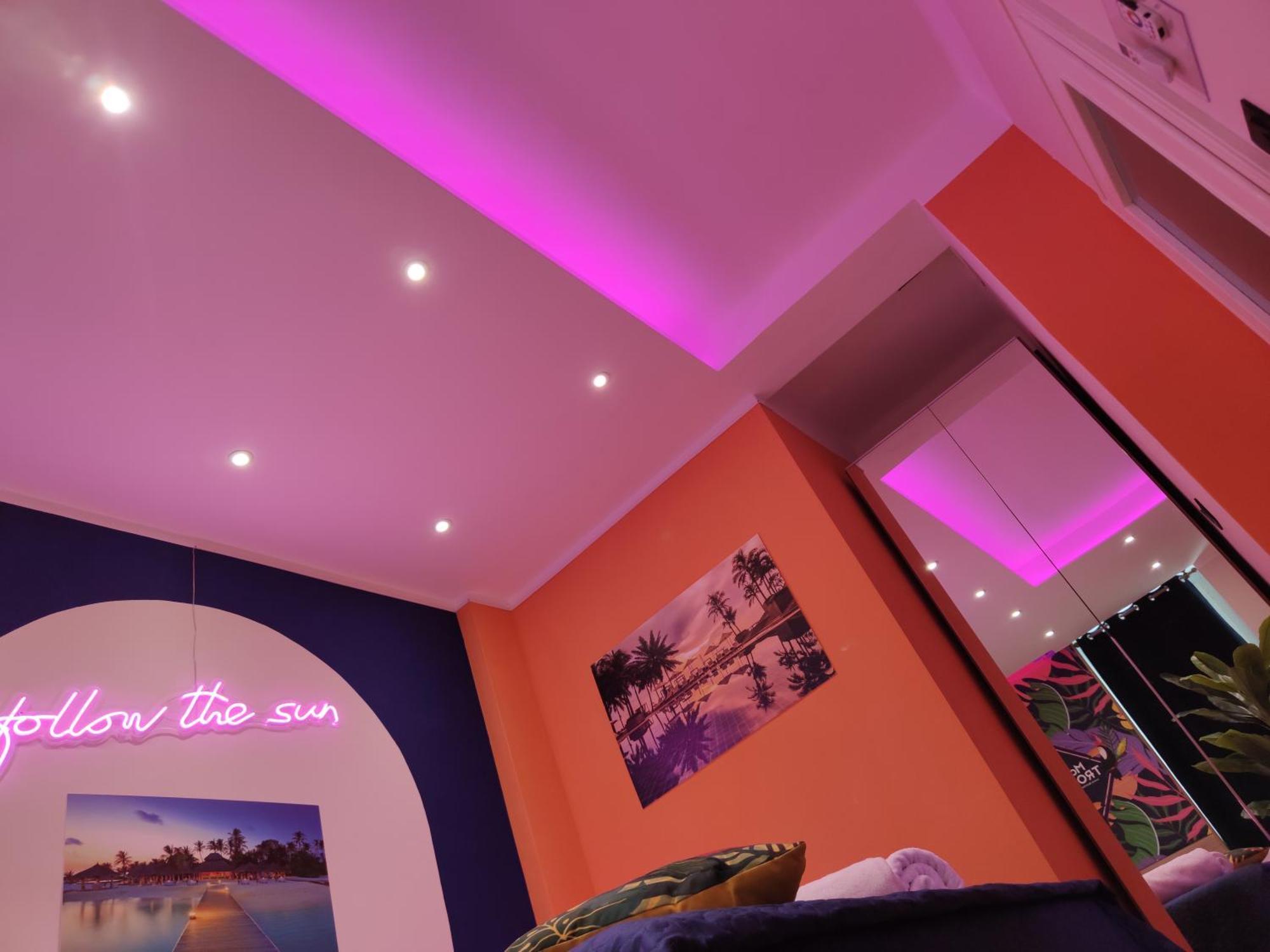 Suite Maison Tropical - Luxury Apartment In Барі Екстер'єр фото